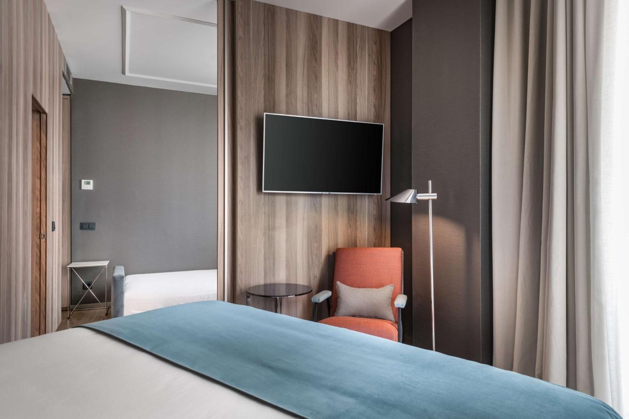 Hotel Nh Collection Madrid Gran Via Extérieur photo